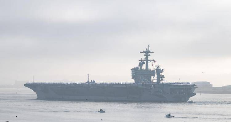 Iran, portaerei Lincoln allo stremo: equipaggio vicino a 
