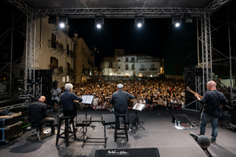 Kaulonia Tarantella Festival celebra i 'Suoni di Pace': "Le radici non devono dividere"