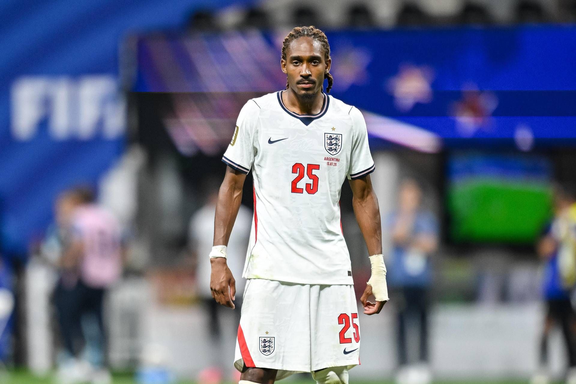 Colpo dell'Inter, è fatta per l'arrivo di Spence dal Tottenham