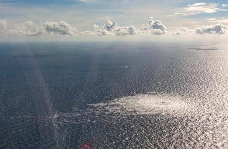 Il sabotaggio dei gasdotti Nord Stream nel settembre 2022 causò una massiccia fuga di metano nel Mar Baltico  - Fotogramma/Ipa