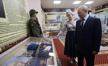 Putin visita la scuola 