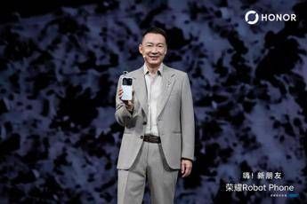 HONOR presenta Robot Phone, lo smartphone con gimbal meccanico integrato e tecnologia cinematografica ARRI