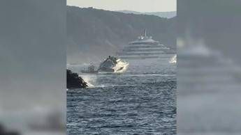 Super yacht da 8 milioni affondato a Porto Cervo, salve le persone a bordo - Video