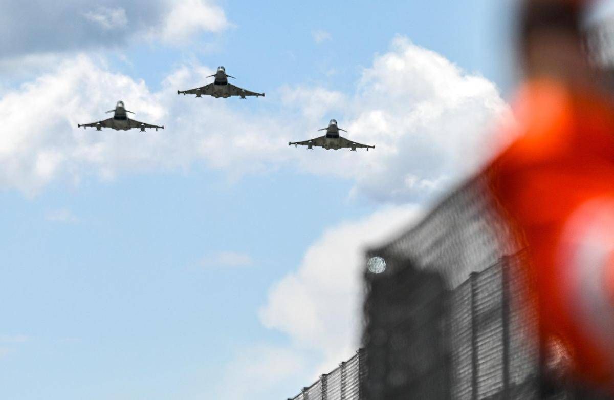 https://www.adnkronos.com/resources/02a8-215819cf28f0-d7491b034b45-1000/format/huge/caccia_eurofighter_italia_ipa.jpeg