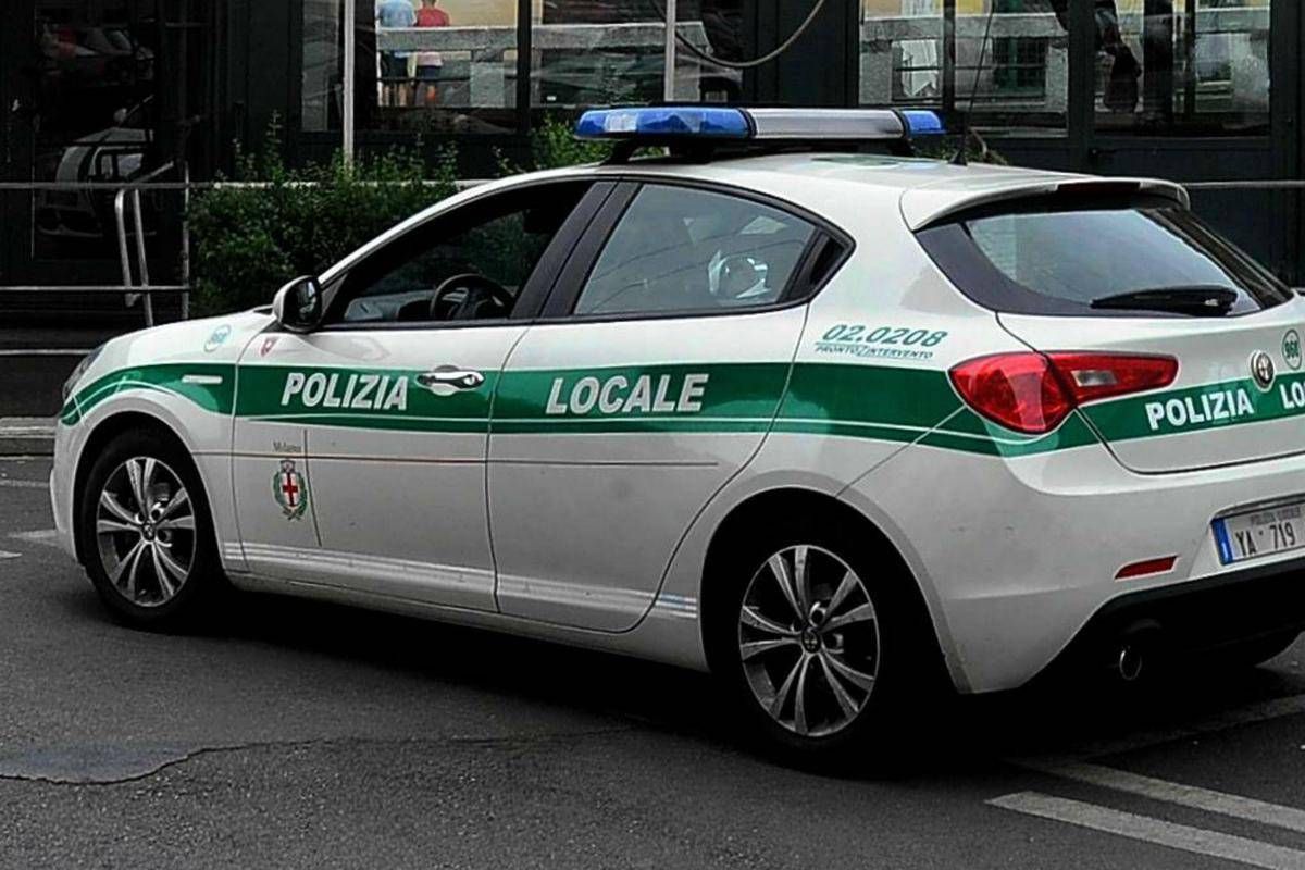 https://www.adnkronos.com/resources/02a8-21584ff9e9da-e9bd9c72c94d-1000/format/huge/polizia_locale_milano_fg.jpeg