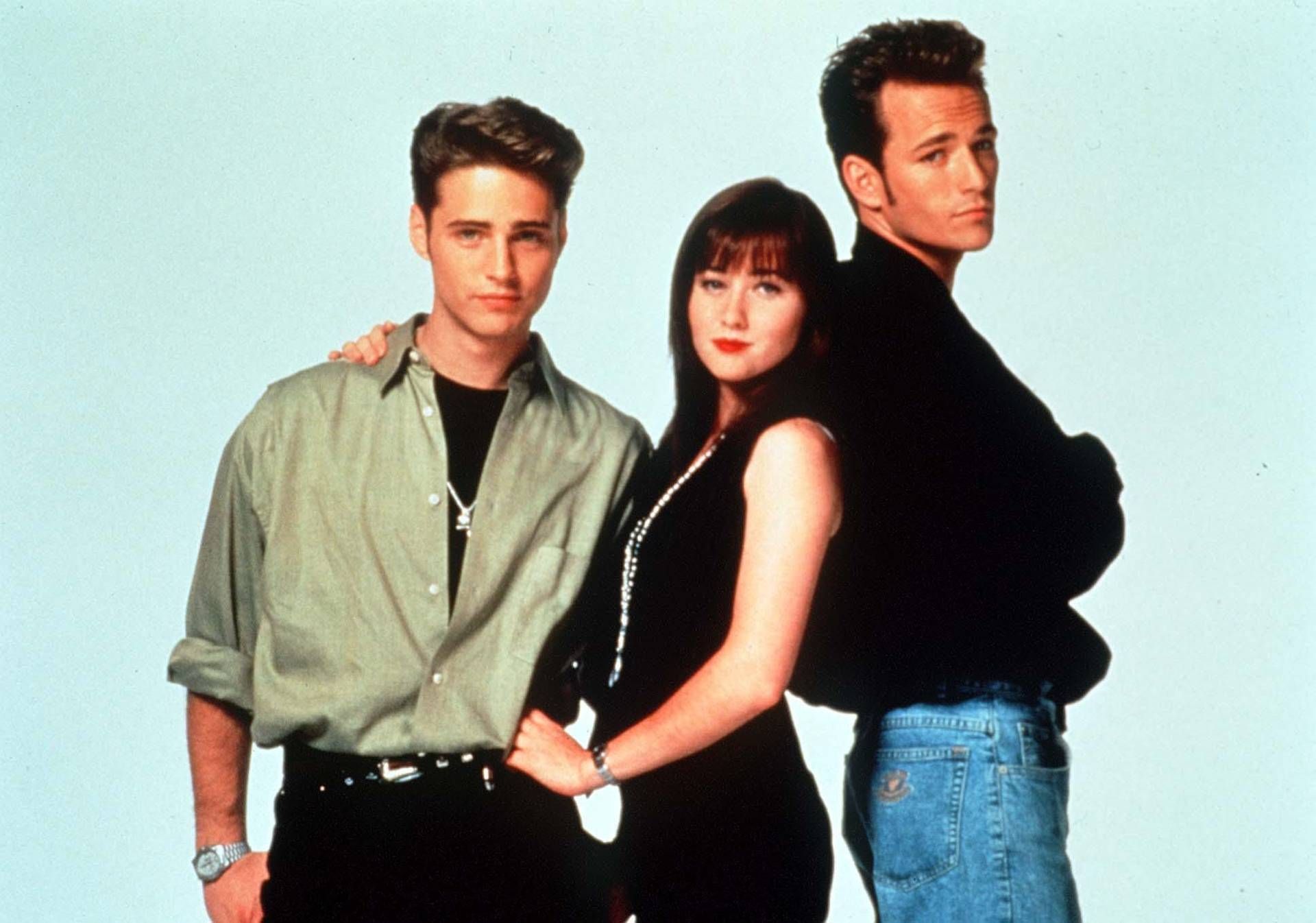 Jason Priestley ricorda Luke Perry: "Mi manca, penso sempre ai momenti sul set"