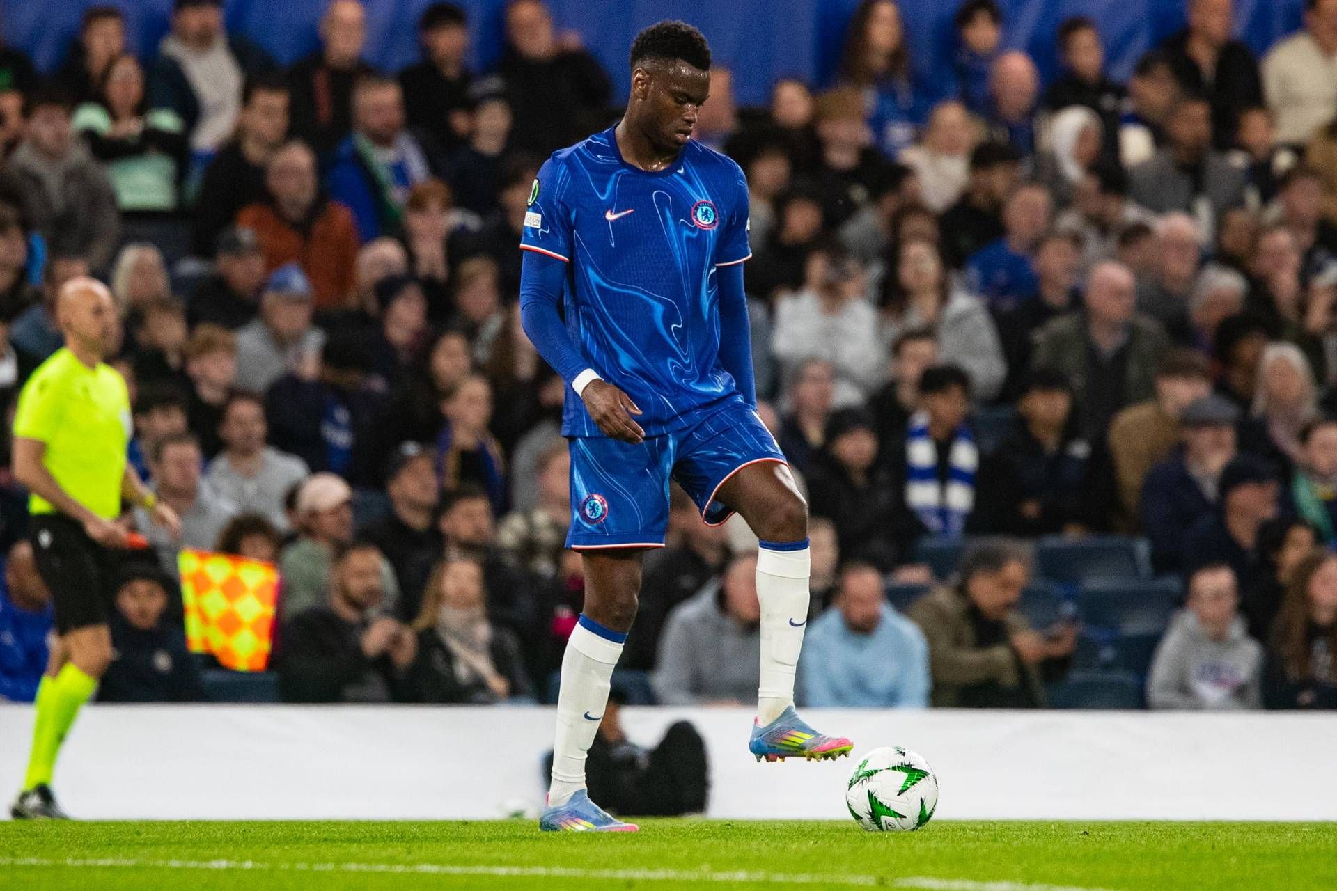 Napoli, è fatta per l'acquisto di Badiashile in prestito dal Chelsea