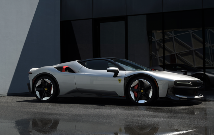 Ferrari presenta la CZ26