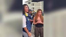 Colombia, Shakira visita l'area colpita dal terremoto e annuncia: 