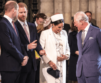 Harry e Meghan tornano nel Regno Unito, la decisione 'spiazza' Re Carlo: cosa è successo
