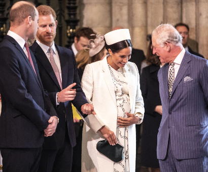 Harry e Meghan tornano nel Regno Unito, la decisione 'spiazza' Re Carlo: cosa è successo