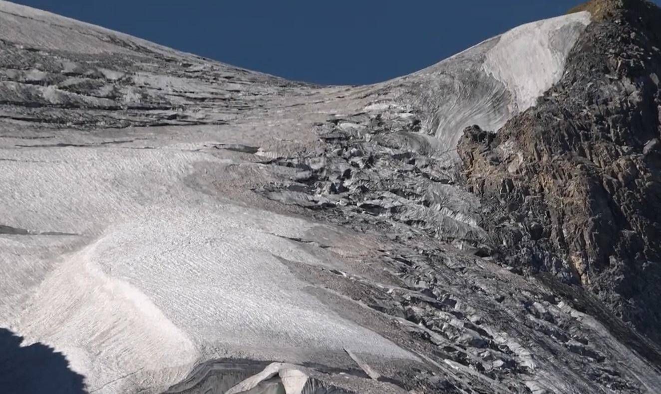 Emergenza climatica, Legambiente: "Ghiacciai delle Alpi francesi a rischio: perso il 35% del volume dal 2000”