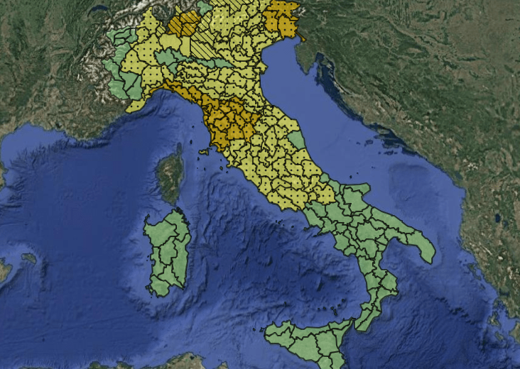Maltempo, allerta meteo arancione e gialla per temporali venerdì 21 agosto: la mappa delle 10 regioni a rischio