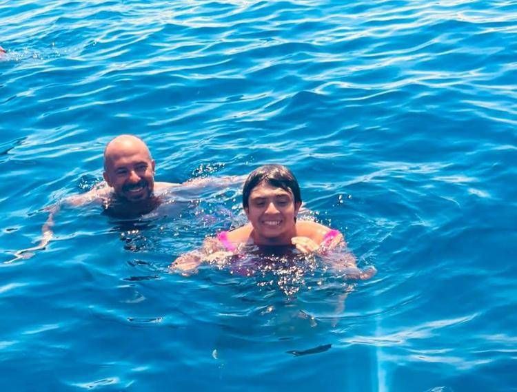 Davide Faraone e la figlia Sara in uno degli scatti pubblicati sui social - Facebook