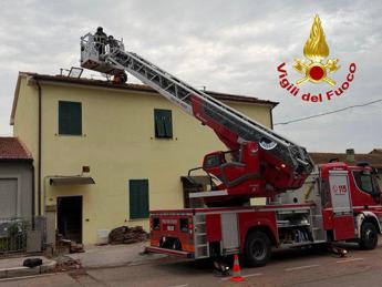 Vigili del fuoco al lavoro per il maltempo