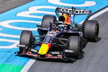 Gp Olanda, Verstappen a muro e subito bandiera rossa: cos'è successo