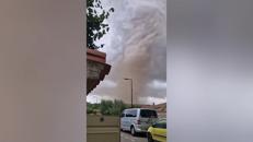 Tornado devasta un paese nel sud della Francia, danneggiate centinaia di case - Video