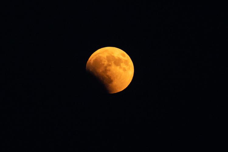 Eclissi di Luna - (Ipa)