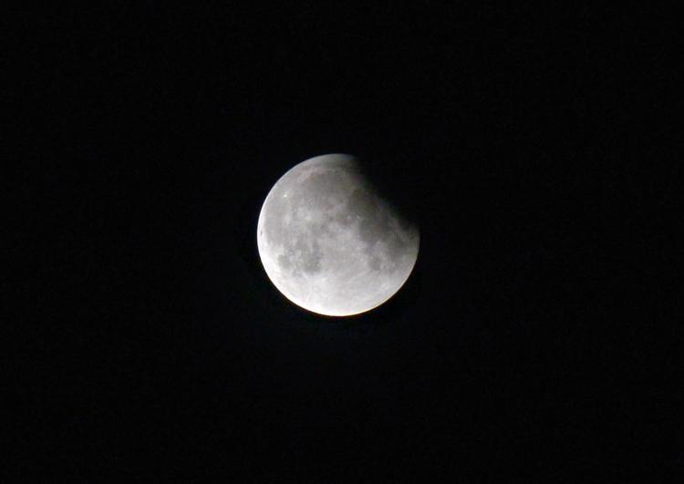 Eclissi di luna - (IPa)