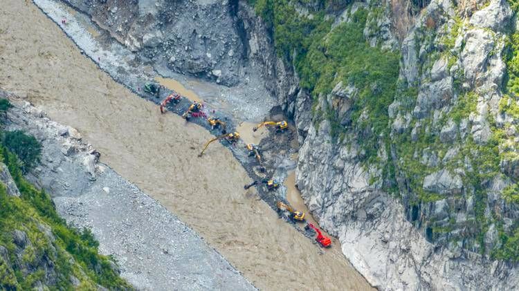 Ricerche in  Nepal dopo l'alluvione - (Ipa)
