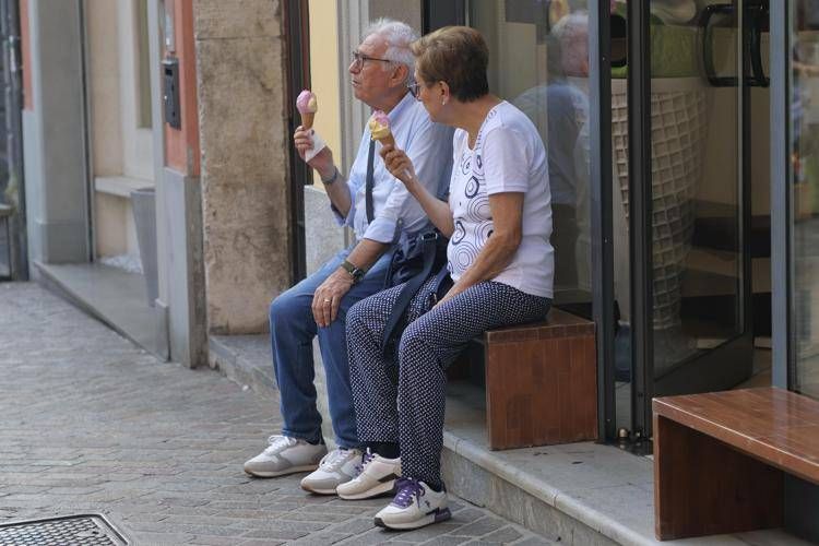 Italia sempre più vuota e con meno famiglie con figli: la previsione dell'Istat per il 2050