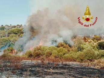 Sicilia: nel weekend oltre 800 interventi Vigili fuoco