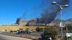 Incendio al Centro Commerciale Conca d'Oro