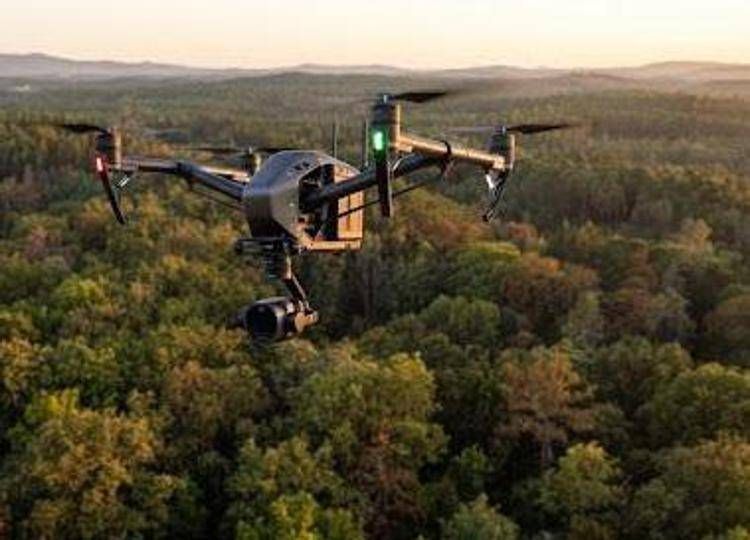 Un drone  - (Foto creata con AI)