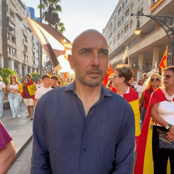 Il leghista Morelli 'reporter' da Ceuta: "Abitanti per ora protetti dagli agenti, ma temono per quando resteranno soli..."