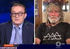 Mario Giuliacci a E' sempre Cartabianca - (fermo immagine)
