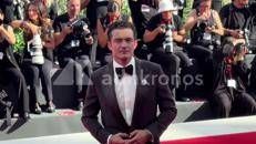 Venezia 83, Orlando Bloom infiamma il red carpet per 'Bucking Fastard' - Video