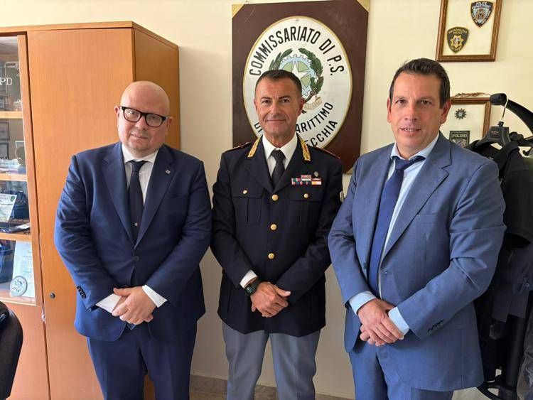 Da sinistra, l’On. Salvatore Deidda, il Sostituto Commissario Alessandro Converso e il Presidente dell’AdSP, Raffaele Latrofa - (foto Ufficio stampa)