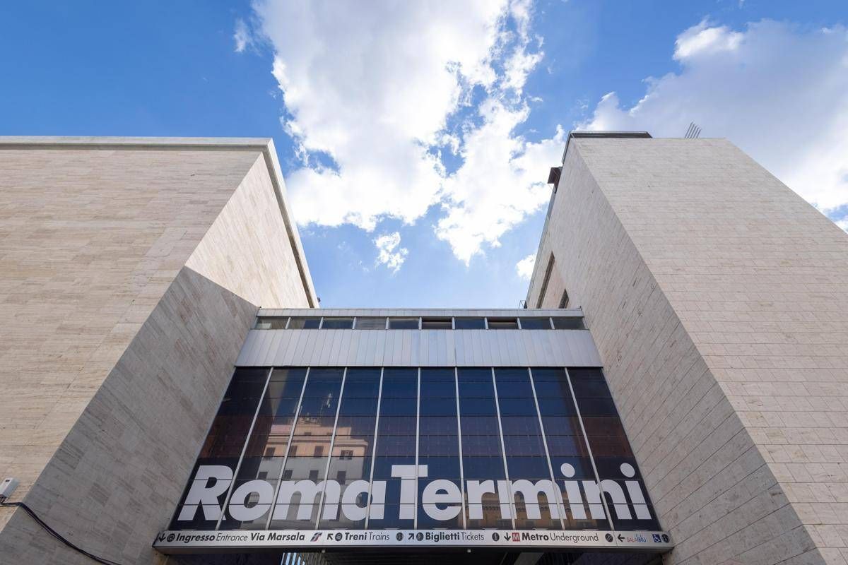 https://www.adnkronos.com/resources/02a9-21831eb3e481-e885dd28a1ea-1000/format/huge/stazione_termini8_fg_ipa.jpeg