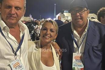 Francesca Pascale celebra governo Meloni a Bari: "Berlusconi sarebbe fiero"