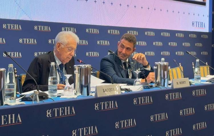 Vannacci-Monti, a Cernobbio il confronto fra due mondi lontanissimi: uno legge, l'altro fa scintille