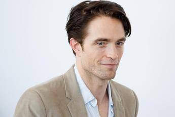 Venezia 83, Robert Pattinson risponde alle critiche di Chris Hansen su 'Primetime': "Spero apprezzi"