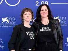 da sinistra: Rachel Lauren Mueller e Laura Poitras - Ipa