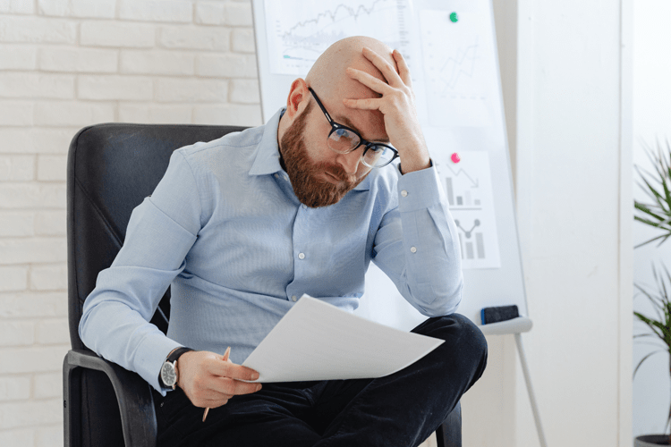 Lavoratore in burnout - Canva