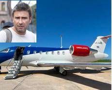 L'aeroambulanza su cui sta viaggiando Alessandro Di Battista - (Foto dal profilo Facebook di Luca Di Giuseppe)