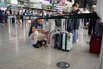 Passeggeri all'aeroporto di Catania - (Fotogramma/Ipa)