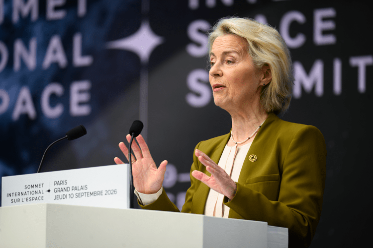 La presidente Ursula von der Leyen spinge per una maggiore mobilità del lavoro nell'Ue - Fotogramma/Ipa