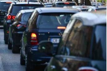 Bollo auto abolito, la mossa di Meloni: "Via una delle tasse più odiate"