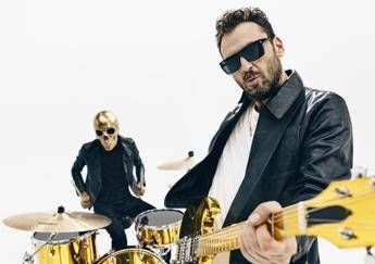 Cremonini, il nuovo singolo è 'Paparazzi': "Tolgo la maschera dell'artista e torno esordiente"