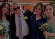Alice Di Vita con il padre Gianni, la madre Antonella e la sorella Sara