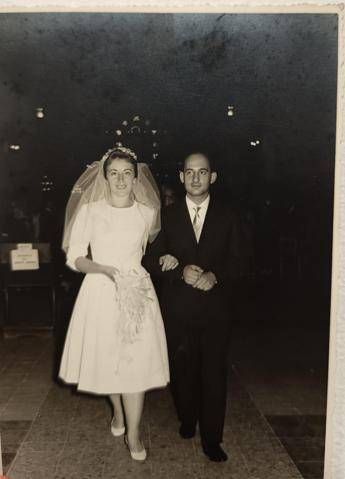 Il matrimonio di Giorgio, oggi 95enne, che ha ricordato il primo bacio dato alla moglie (foto fornita dal Gruppo Kos) 