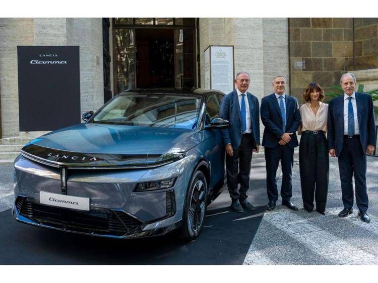 Nuova Lancia Gamma: nasce in Italia e promette fino a 740 km di autonomia