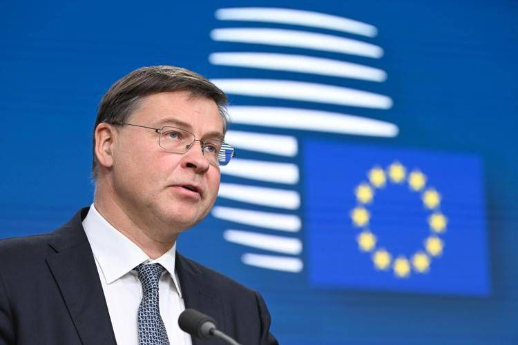 Valdis Dombrovskis - (Fotogramma)
