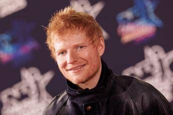 Ed Sheeran rompe il silenzio: "A Gaza situazione catastrofica e ingiustificabile"