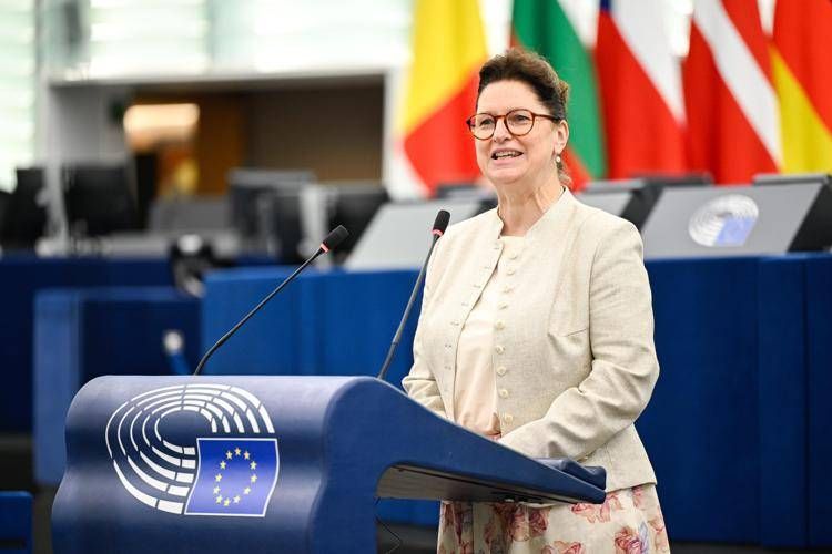  - © European Union 2026 - Source : EPUsage terms: Identification of origin mandatory