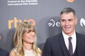 Pedro Sanchez e la moglie Begoña Gomez - (Fotogramma)